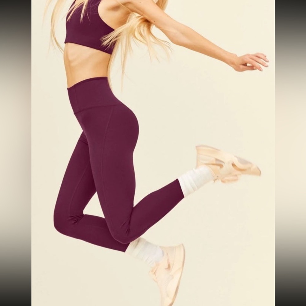 PLUM Compressive High-Rise Legging (28.5")